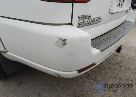 2005 Toyota Sequoia Limited V8 from USA, damaged, VIN 5TDBT48A45S251645